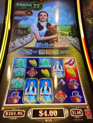 Wizard of Oz: Follow the Yellow Brick Road